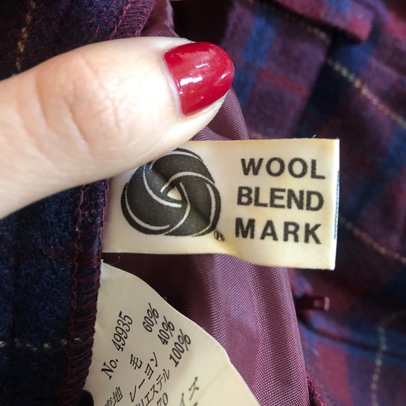 Plaid Button-Down Skirt Size S - Picture 4 of 6